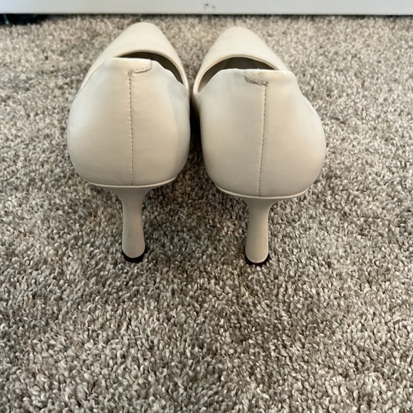 Franco Sarto Mills Heels Cream Ivory (Bone)  Size 9.5M - Picture 3 of 9